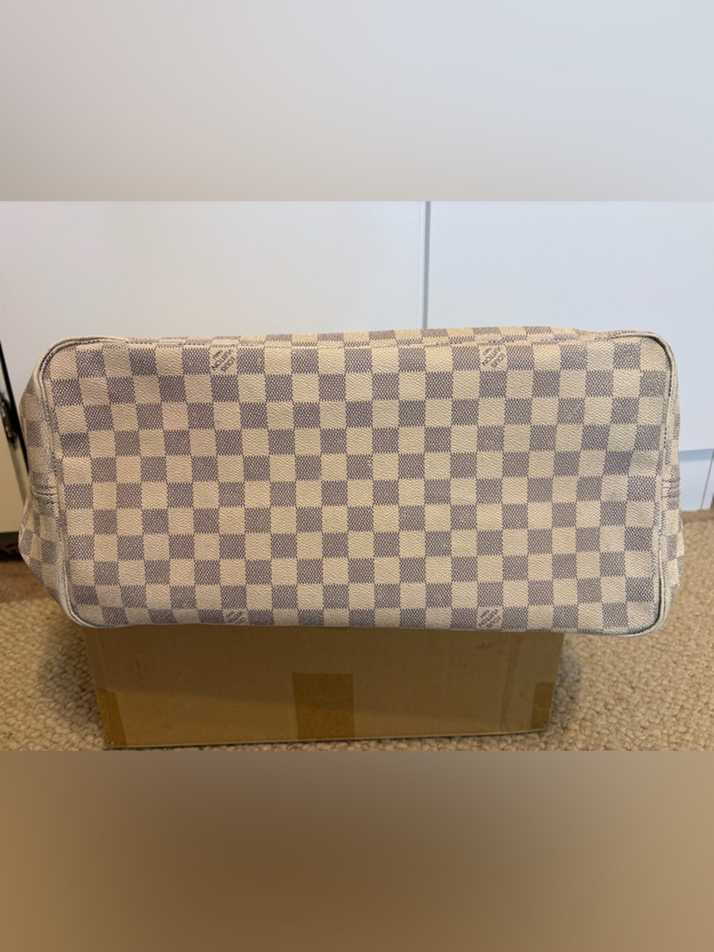 Authentic Louis Vuitton Damier Azur Neverfull GM with COA - Picture 6 of 14